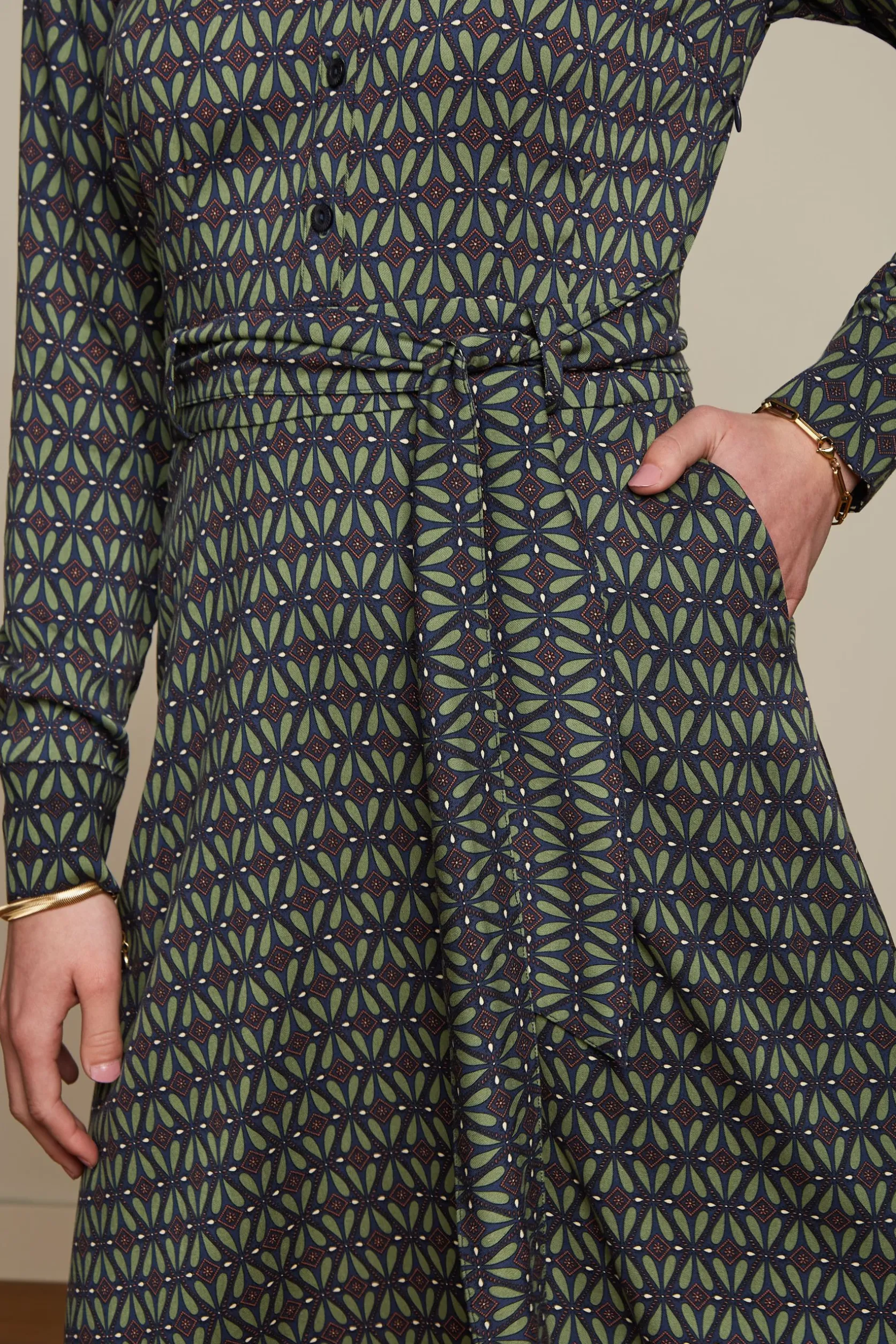 Sheeva Dress Parlour*King Louie New